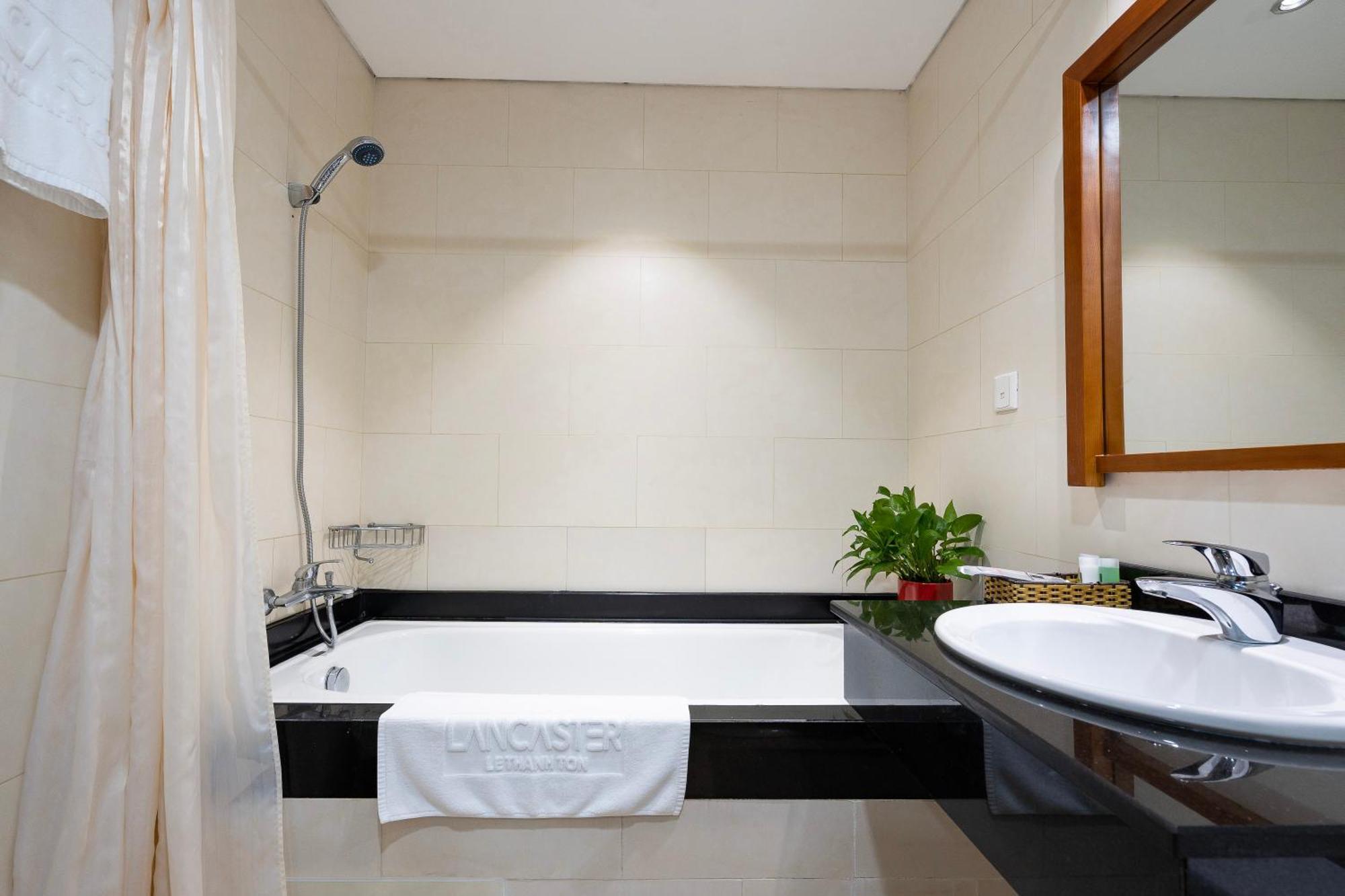 Lancaster Ho Chi Minh Serviced Apartment Official Exteriör bild